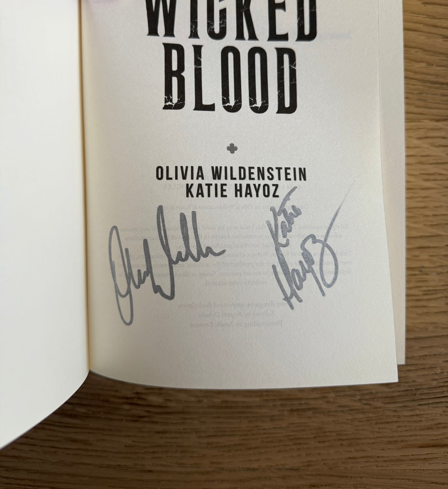 Special edition: 1 signed set